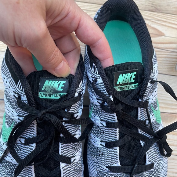 Nike Flyknit Lunar 1+ - Picture 15 of 16